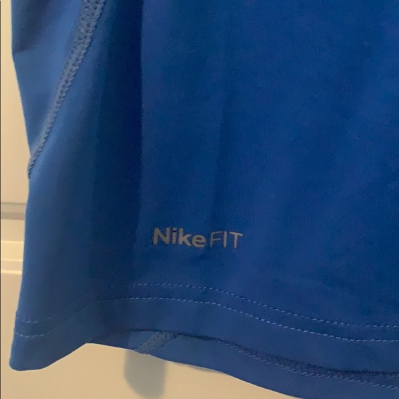 NIke DRYFIT short sleeve workout tee - Picture 3 of 4